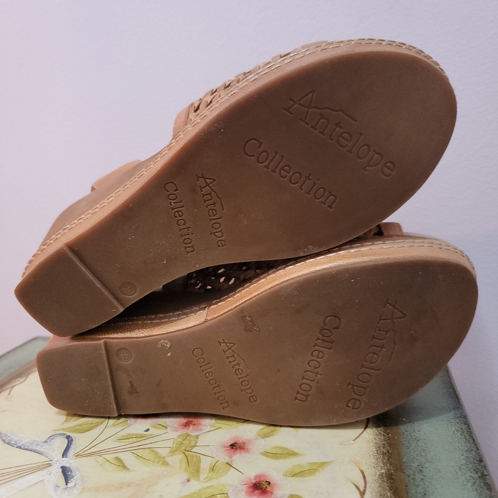 Antelope  Woven Tan Leather Wedge Sandals Size 7 - Picture 8 of 8